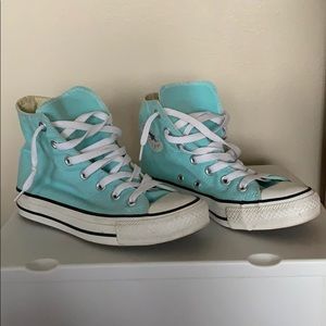 All Star Converse Men’s 3 - Womens 5